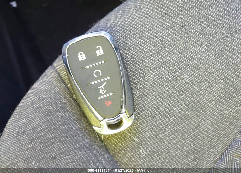 2022 CHEVROLET EQUINOX VIN: 3GNAXUEV9NL235686