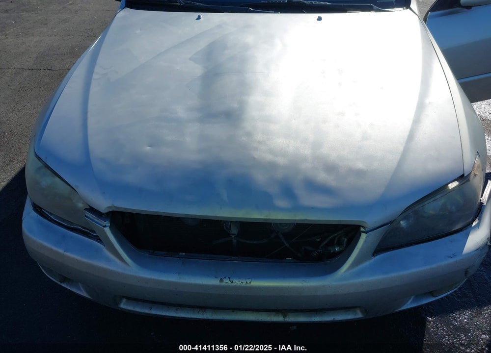 2004 LEXUS IS 300 VIN: JTHBD192940089871
