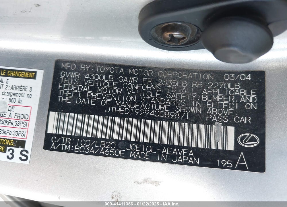 2004 LEXUS IS 300 VIN: JTHBD192940089871