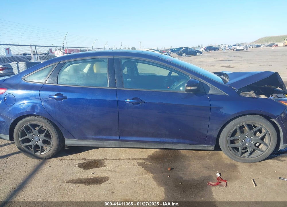 2016 FORD FOCUS SE VIN: 1FADP3F29GL235695