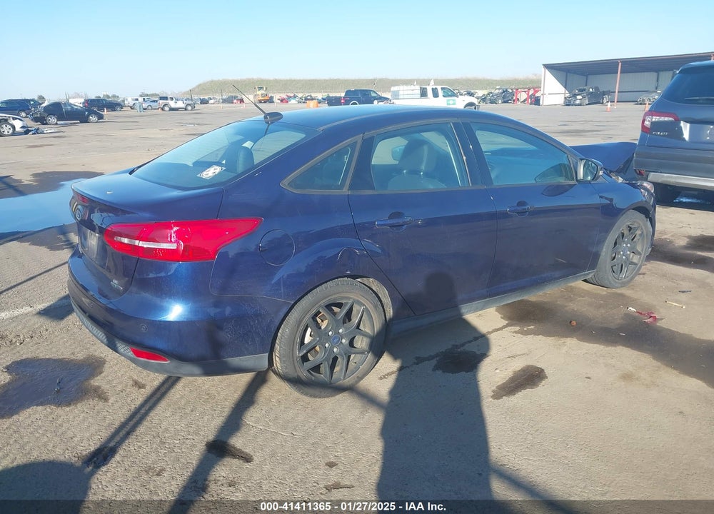 2016 FORD FOCUS SE VIN: 1FADP3F29GL235695