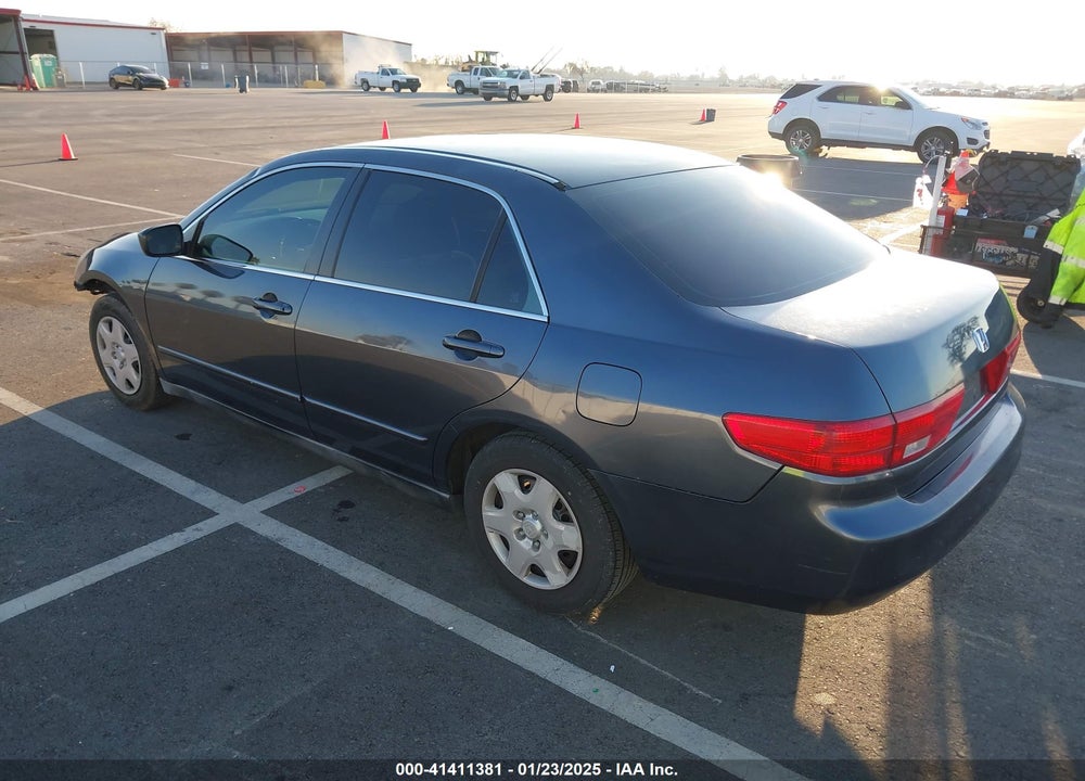 2005 HONDA ACCORD 2.4 LX VIN: 1HGCM56485A175821