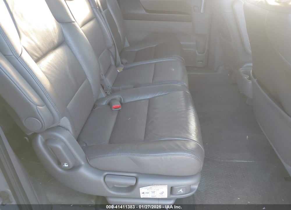 2011 HONDA ODYSSEY VIN: 5FNRL5H67BB048832
