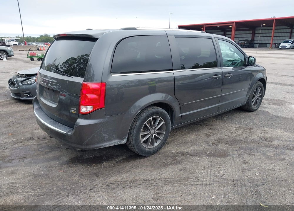 2017 DODGE GRAND CARAVAN SXT VIN: 2C4RDGCG6HR858183