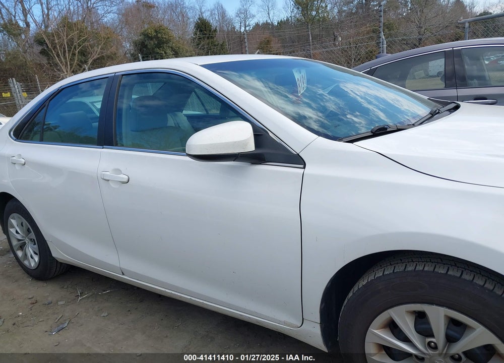 2015 TOYOTA CAMRY LE VIN: 4T1BF1FK6FU089818