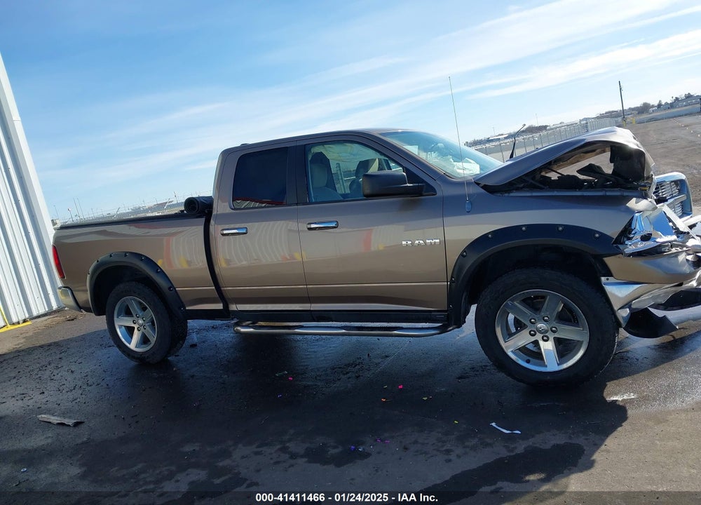 2009 DODGE RAM 1500 VIN: 1D3HV18T39S795840