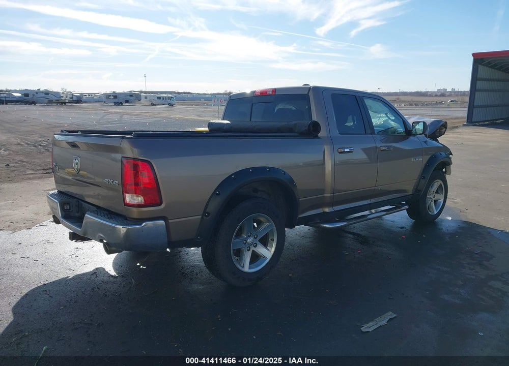 2009 DODGE RAM 1500 VIN: 1D3HV18T39S795840