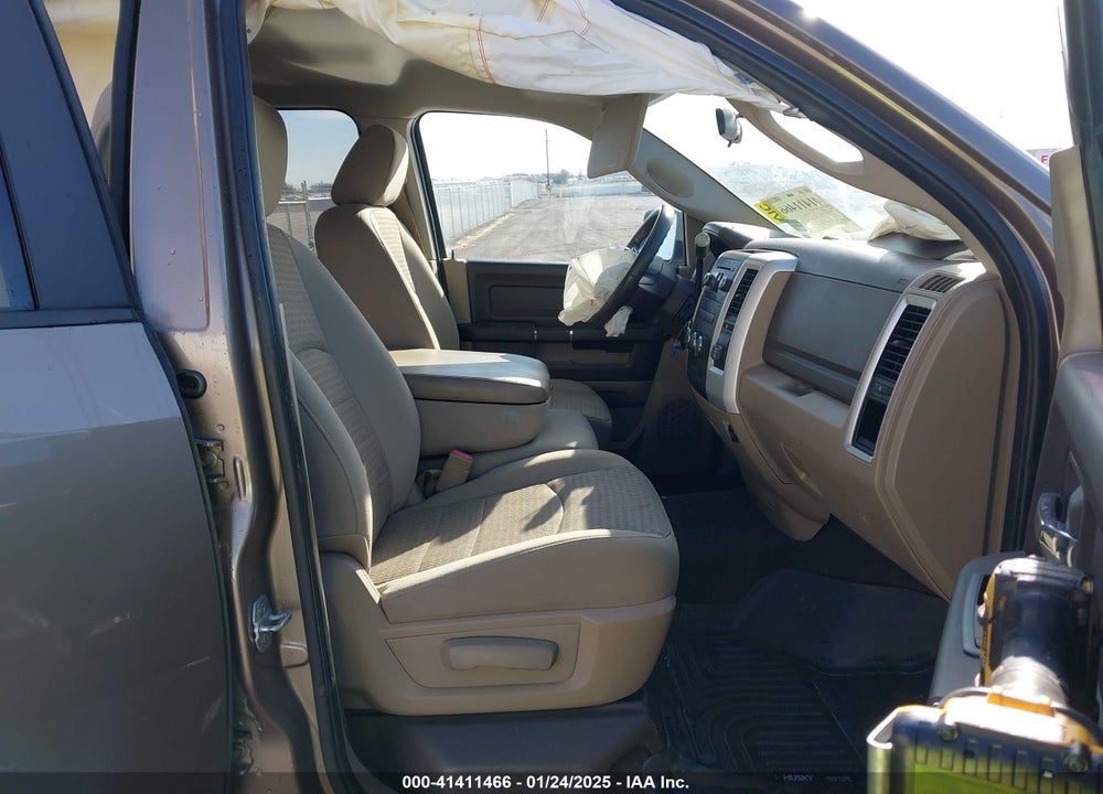 2009 DODGE RAM 1500 VIN: 1D3HV18T39S795840