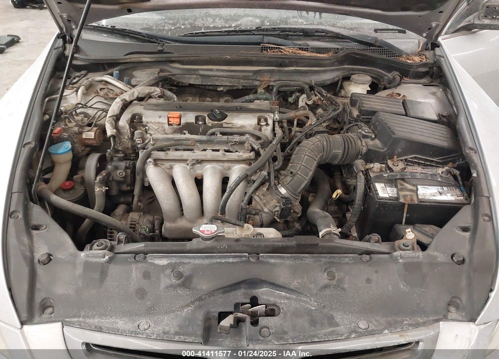 2005 HONDA ACCORD 2.4 EX VIN: 1HGCM56745A033086