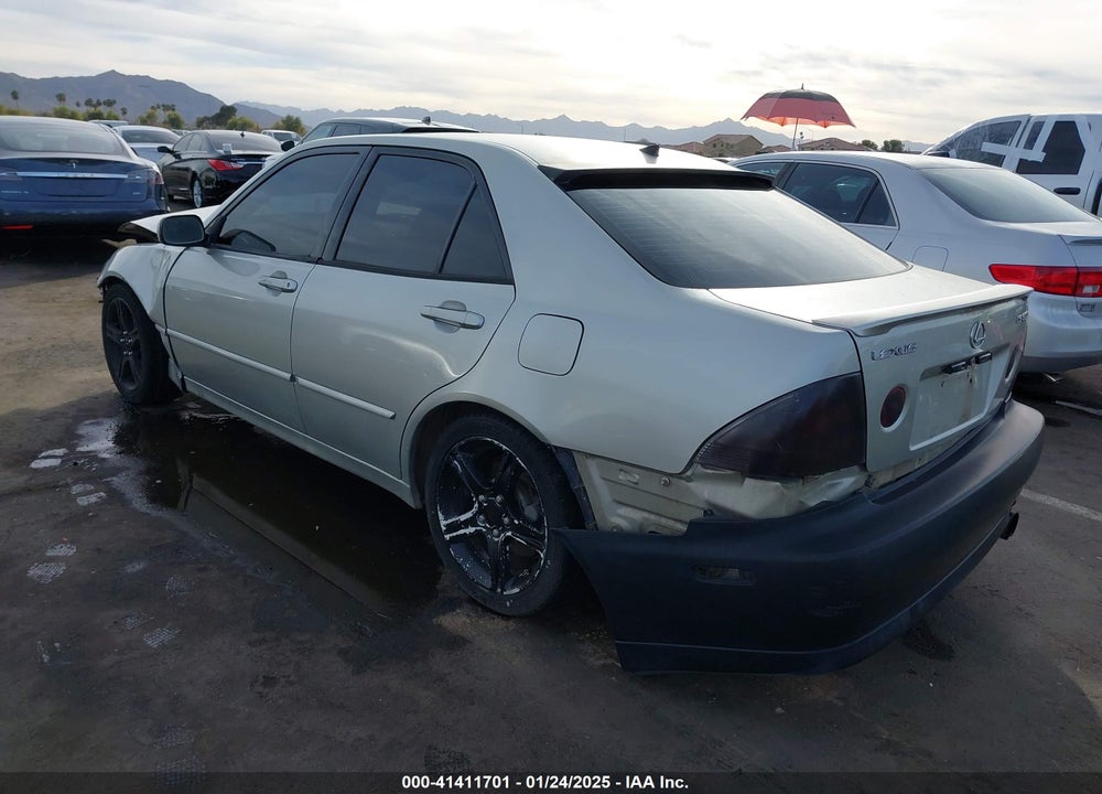 2003 LEXUS IS 300 VIN: JTHBD192130080676