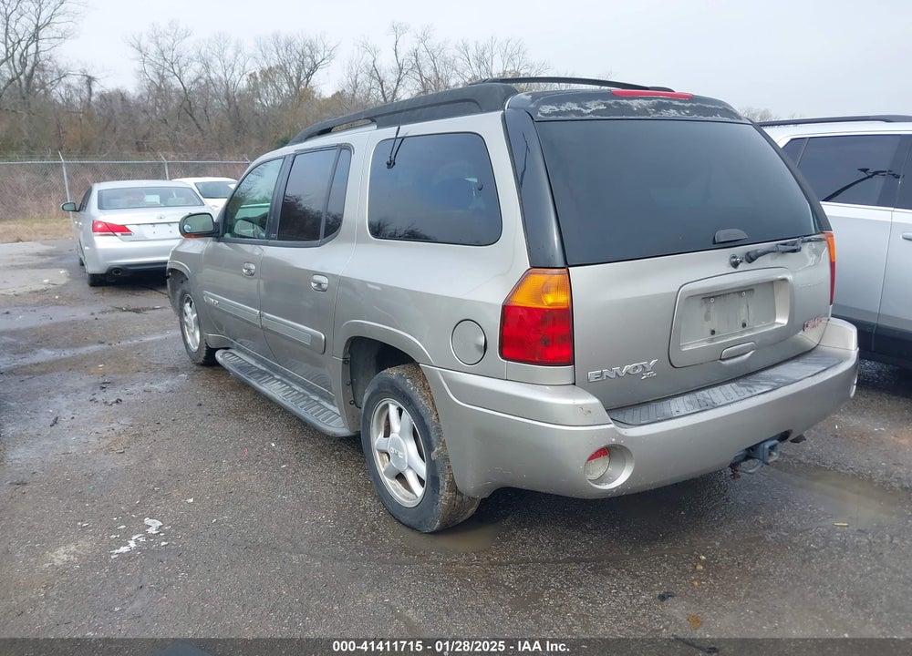 2003 GMC ENVOY XL SLT VIN: 1GKES16S136112391
