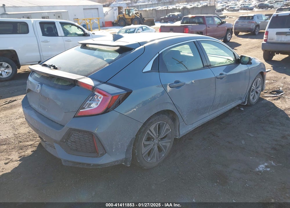 2018 HONDA CIVIC VIN: SHHFK7H77JU209767