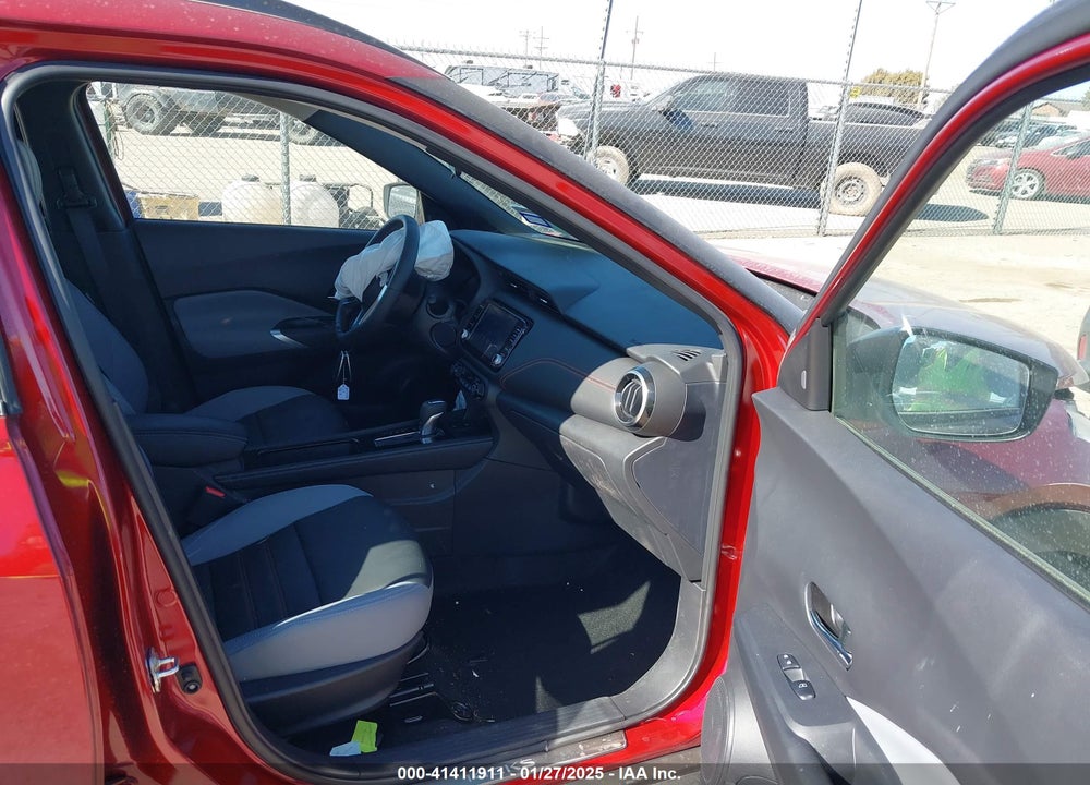 2024 NISSAN KICKS VIN: 3N1CP5DV4RL561025