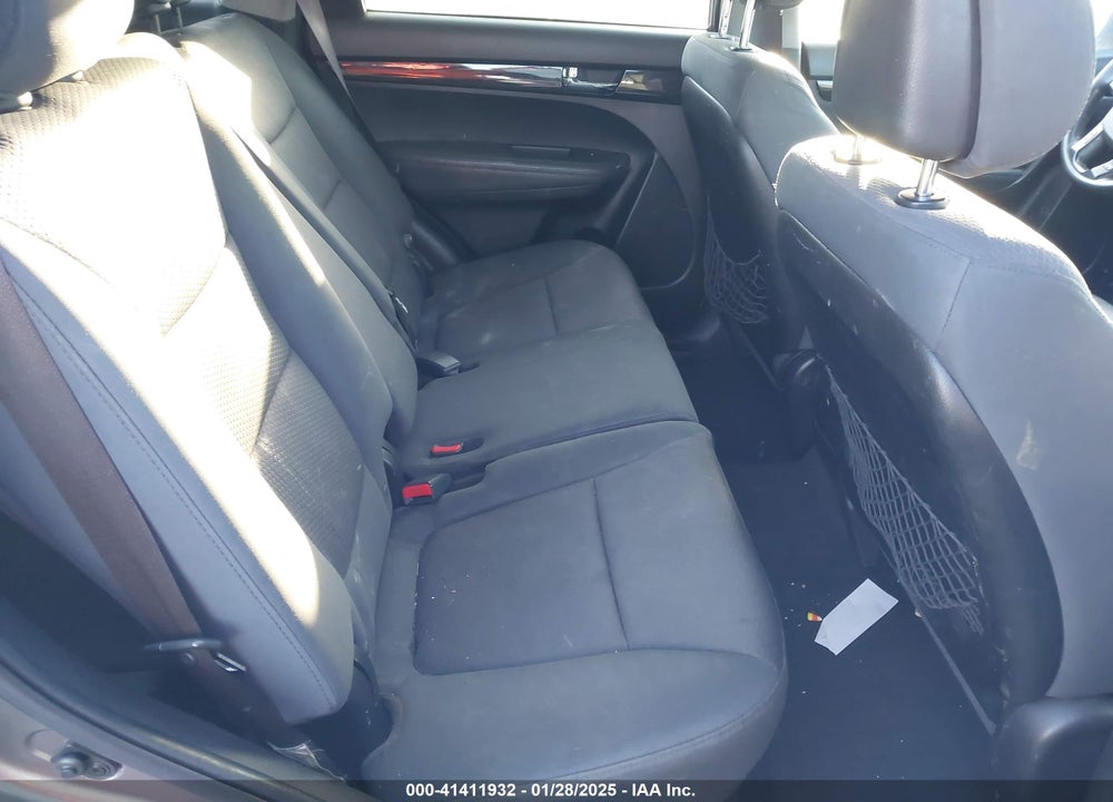 2013 KIA SORENTO VIN: 5XYKT3A12DG346267