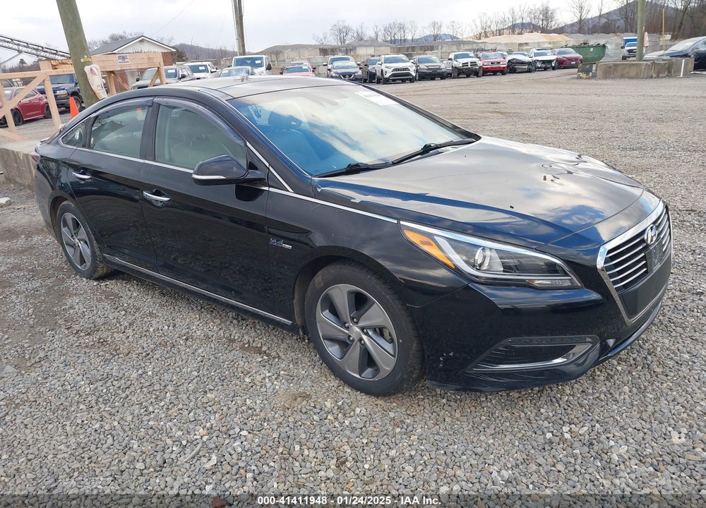 2016 HYUNDAI SONATA HYBRID VIN: KMHE34L19GA020935