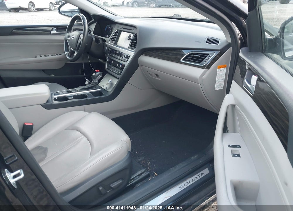 2016 HYUNDAI SONATA HYBRID VIN: KMHE34L19GA020935