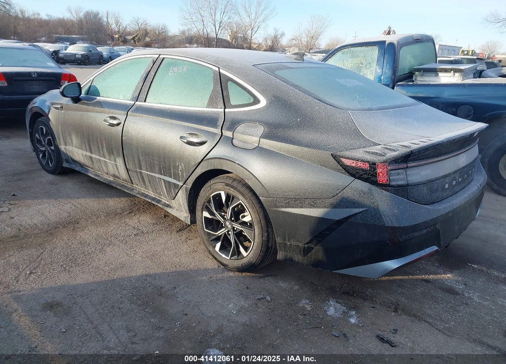 2025 HYUNDAI SONATA VIN: KMHL64JA7SA437402