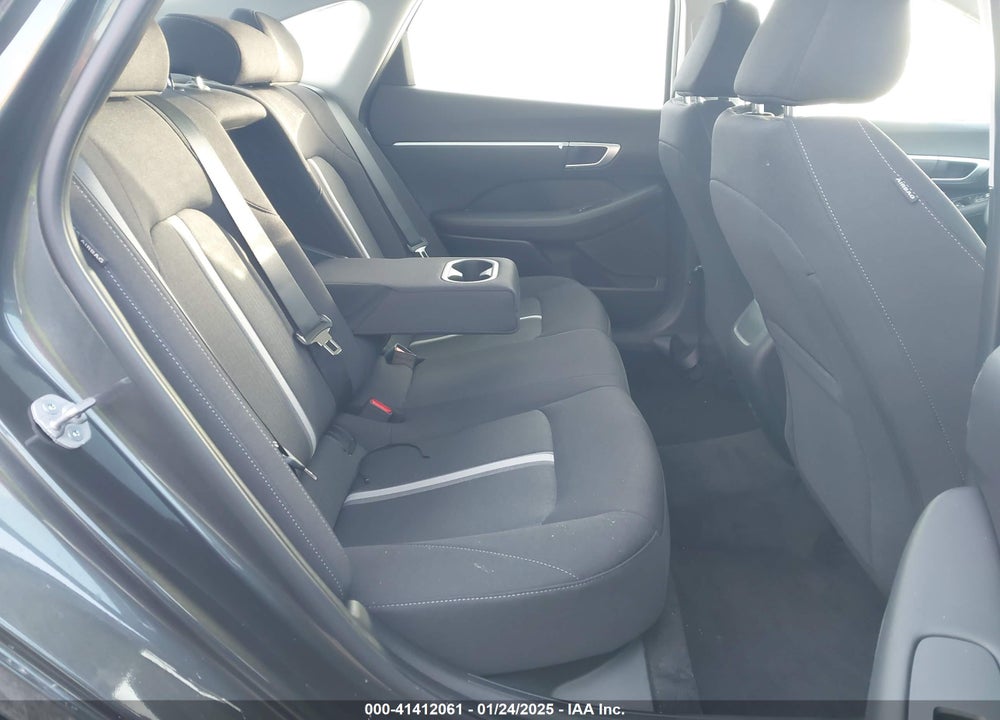 2025 HYUNDAI SONATA VIN: KMHL64JA7SA437402