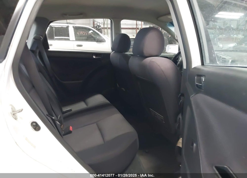 2004 TOYOTA MATRIX/XR VIN: 2T1KR32E74C272100
