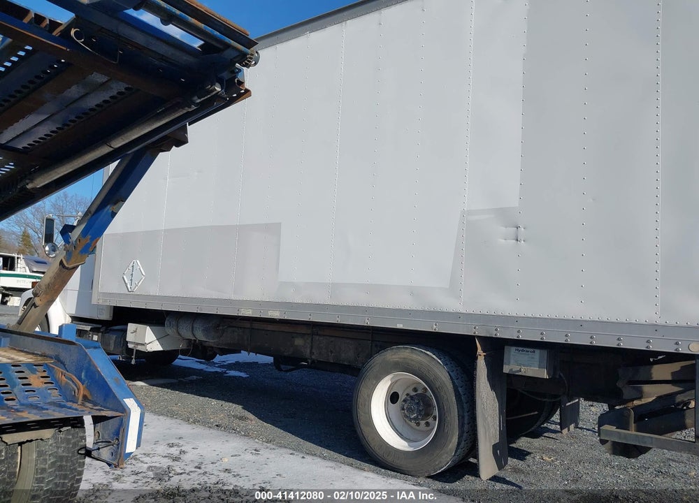 1999 FREIGHTLINER MEDIUM CONVENTIONAL FL70 VIN: 1FV6HFAA4XHB08573