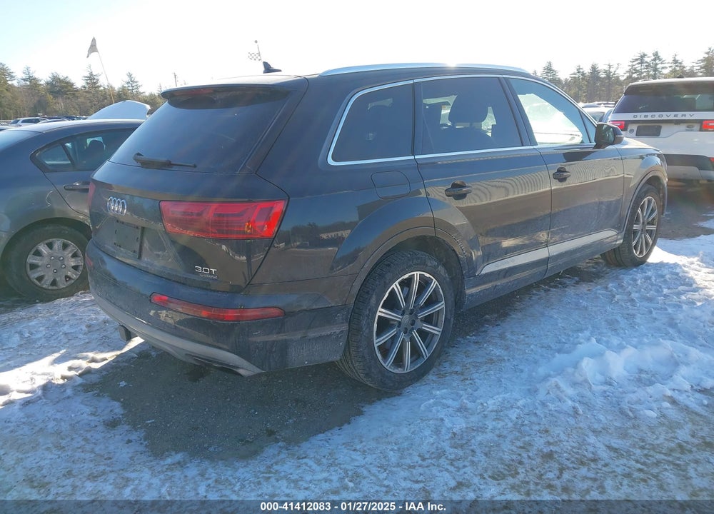 2017 AUDI Q7 3.0T PREMIUM VIN: WA1LAAF78HD013145
