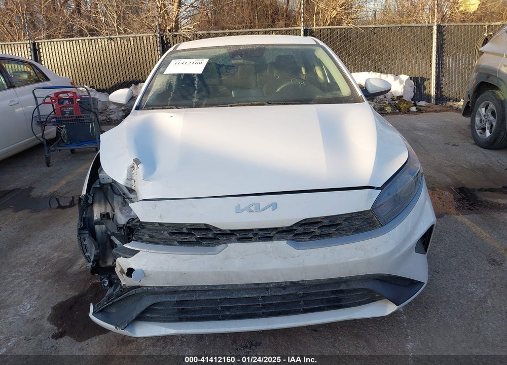 2023 KIA FORTE VIN: 3KPF24AD6PE566095