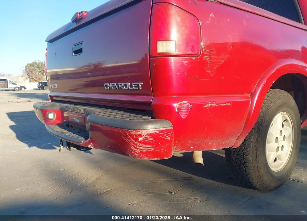 2004 CHEVROLET S-10 LS VIN: 1GCDT13X64K130981