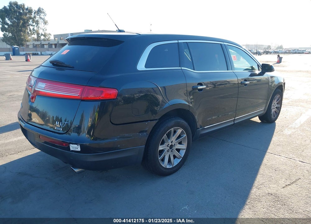 2013 LINCOLN MKT LIVERY VIN: 2LMHJ5NKXDBL57861