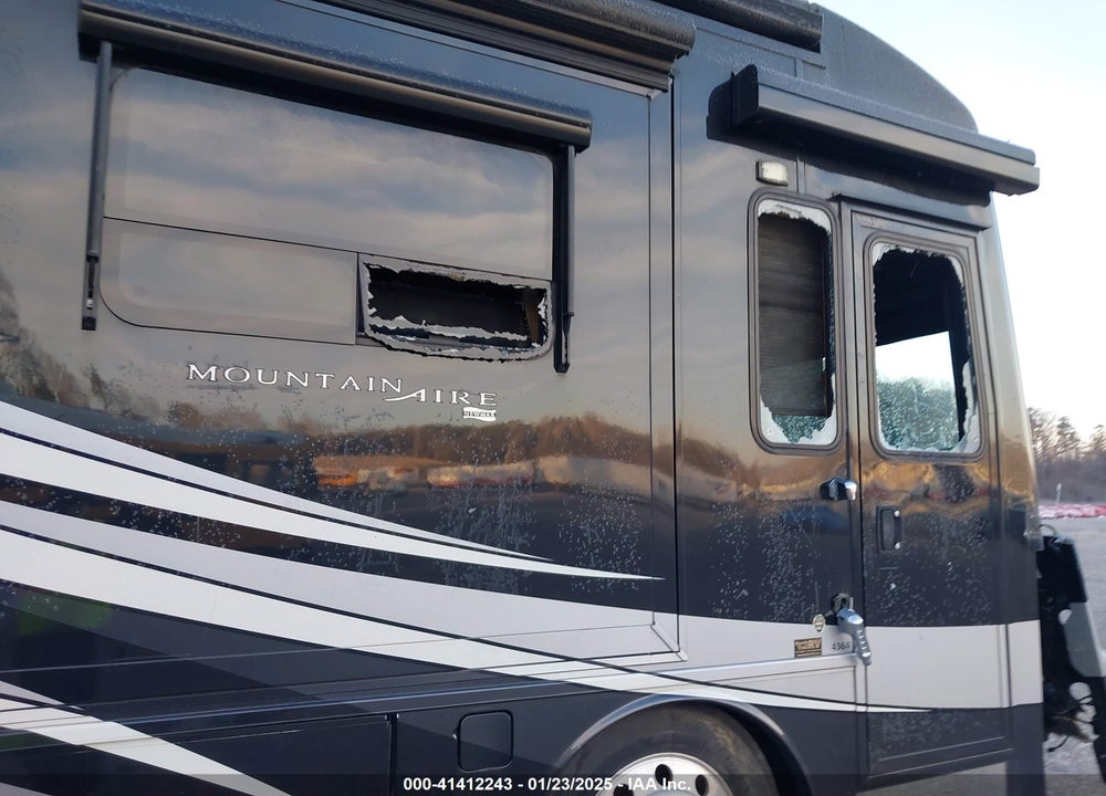 2014 FREIGHTLINER CHASSIS XC VIN: 4UZFCHCY0ECFW5774