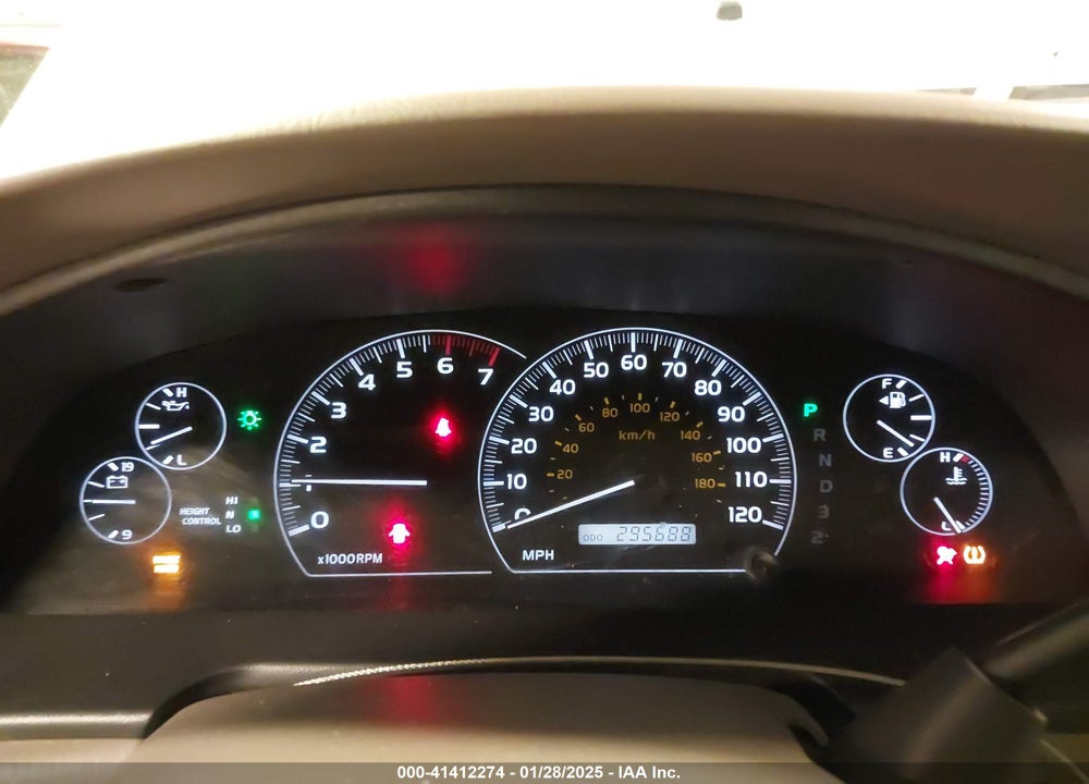 2005 TOYOTA SEQUOIA VIN: 5TDBT48A25S240045