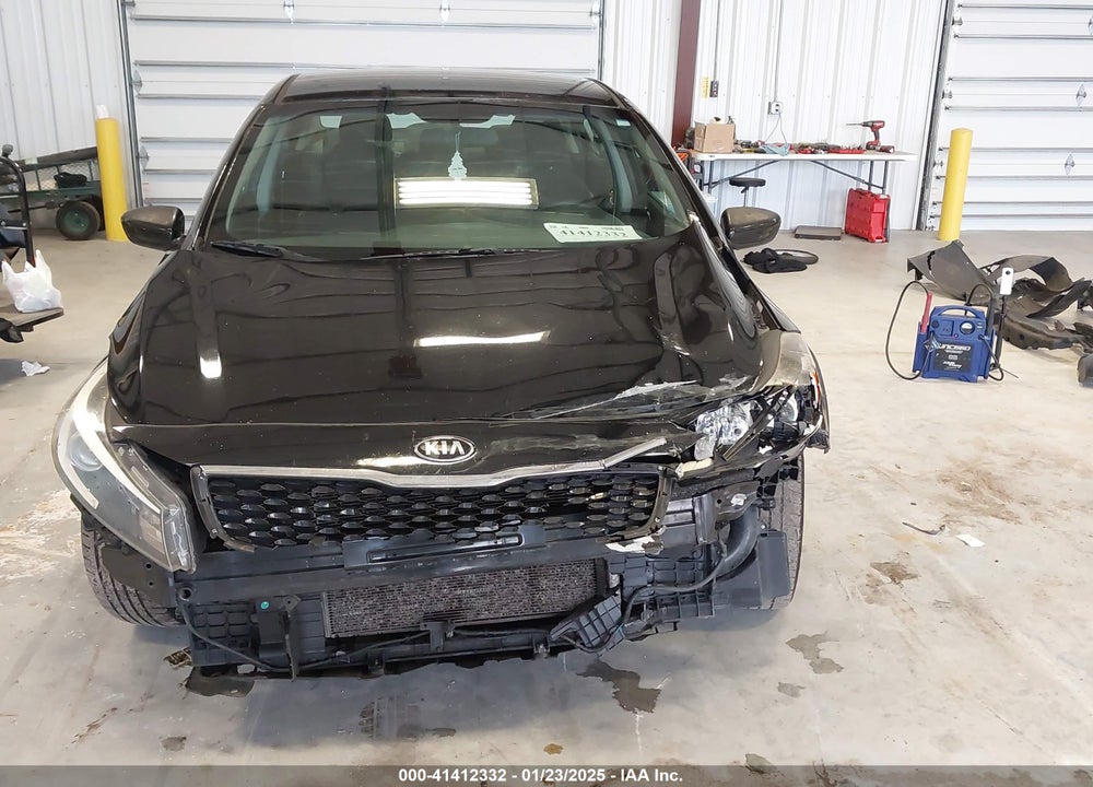 2017 KIA FORTE VIN: 3KPFK4A78HE043432