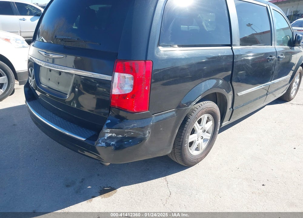 2011 CHRYSLER TOWN & COUNTRY TOURING VIN: 2A4RR5DG6BR658104
