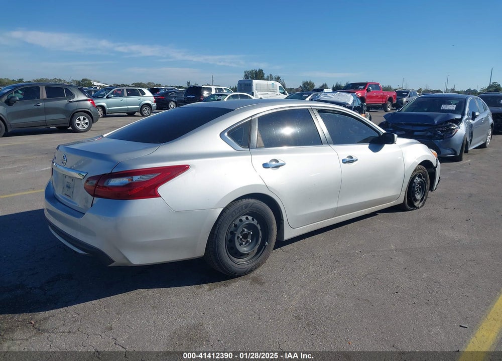2018 NISSAN ALTIMA VIN: 1N4AL3AP4JC203178