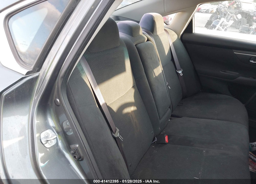 2015 NISSAN ALTIMA VIN: 1N4AL3APXFN375937