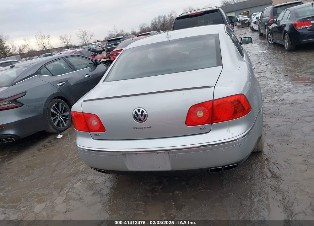 2005 VOLKSWAGEN PHAETON W12 VIN: WVWBH03D858004483