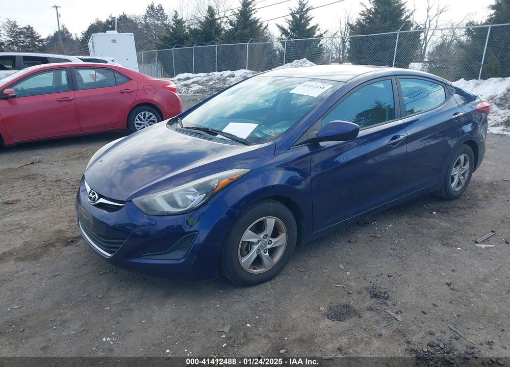 2014 HYUNDAI ELANTRA VIN: 5NPDH4AE6EH520905