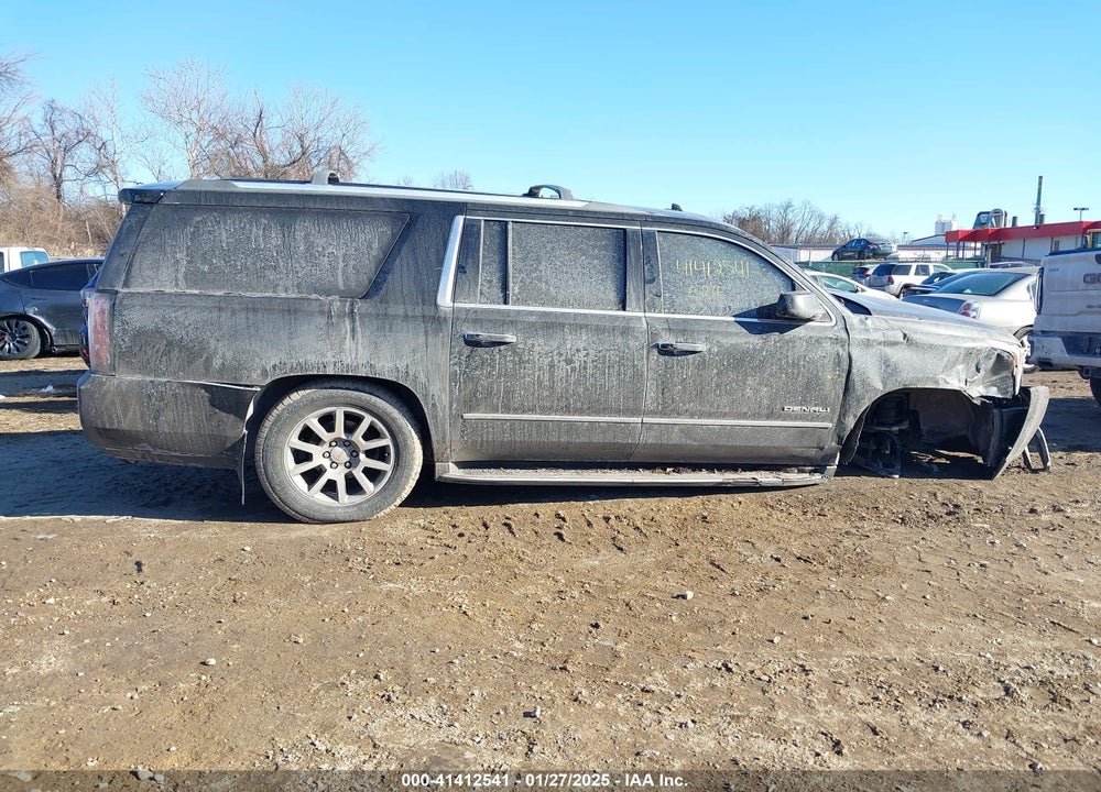 2015 GMC YUKON XL 1500 VIN: 1GKS2JKJ1FR636112