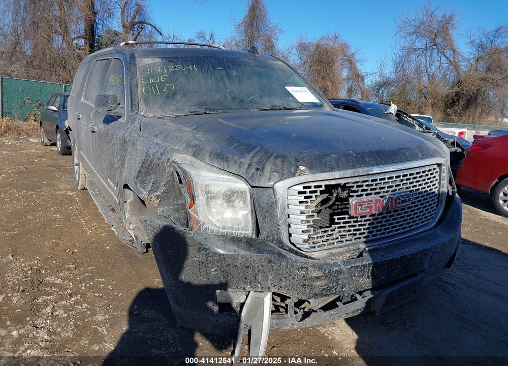 2015 GMC YUKON XL 1500 VIN: 1GKS2JKJ1FR636112