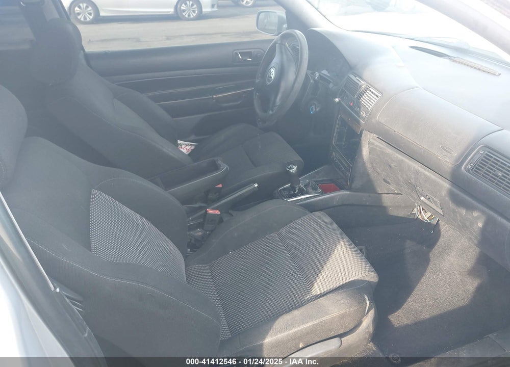 2000 VOLKSWAGEN GTI GLX VIN: WVWDE21J0YW442467