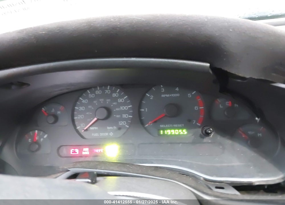 2002 FORD MUSTANG VIN: 1FAFP44472F184028