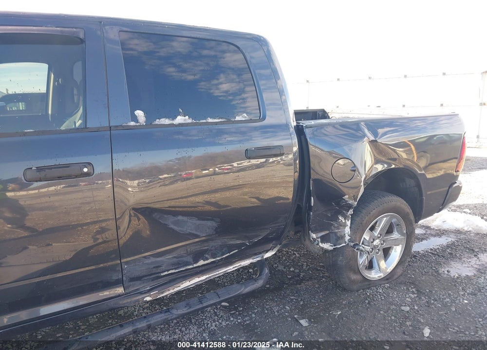 2016 RAM 1500 VIN: 1C6RR7KT0GS110601