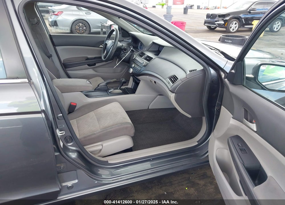 2010 HONDA ACCORD 2.4 LX VIN: 1HGCP2F33AA174759