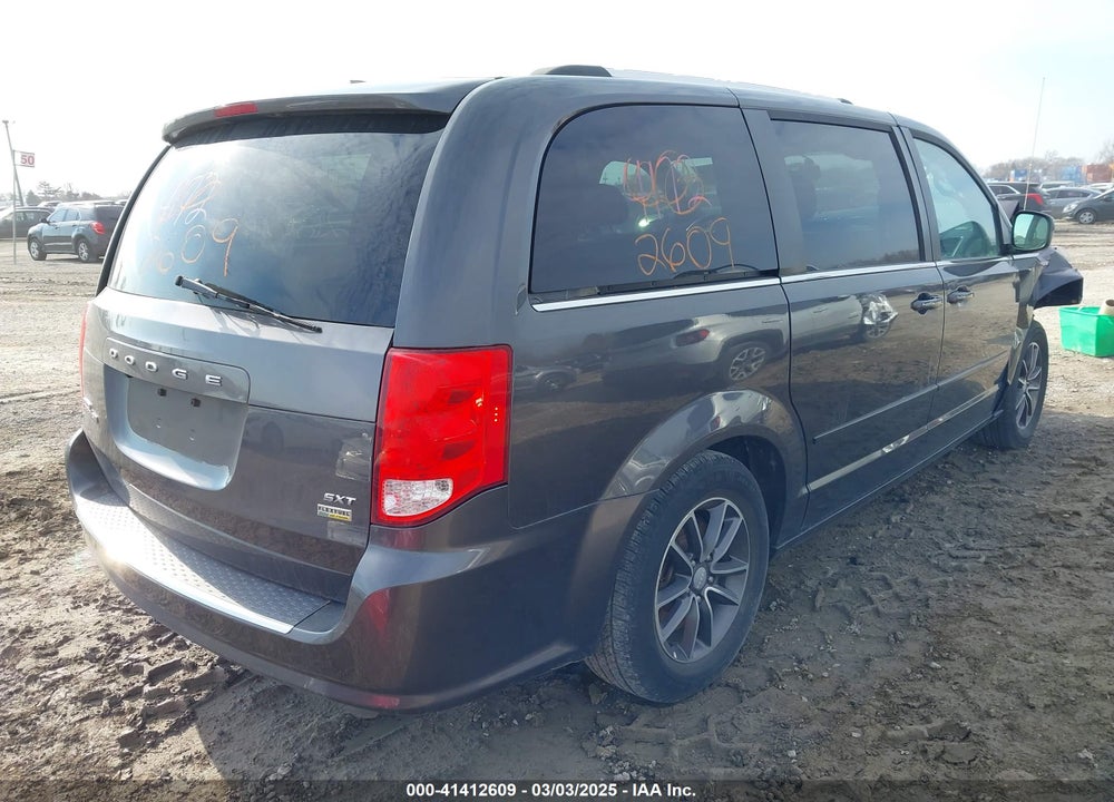 2017 DODGE GRAND CARAVAN SXT VIN: 2C4RDGCG8HR800740