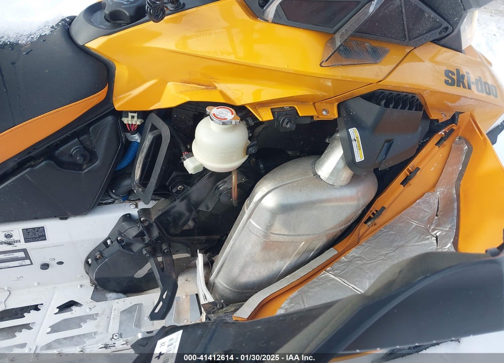 2017 SKI DOO RENEGADE X E-TEC 850 VIN: 2BPSUWHRXHV000096