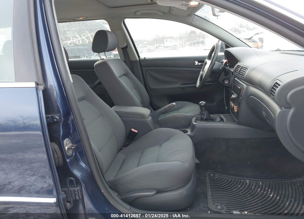 2004 VOLKSWAGEN PASSAT GLS TDI VIN: WVWVE63B94E263877