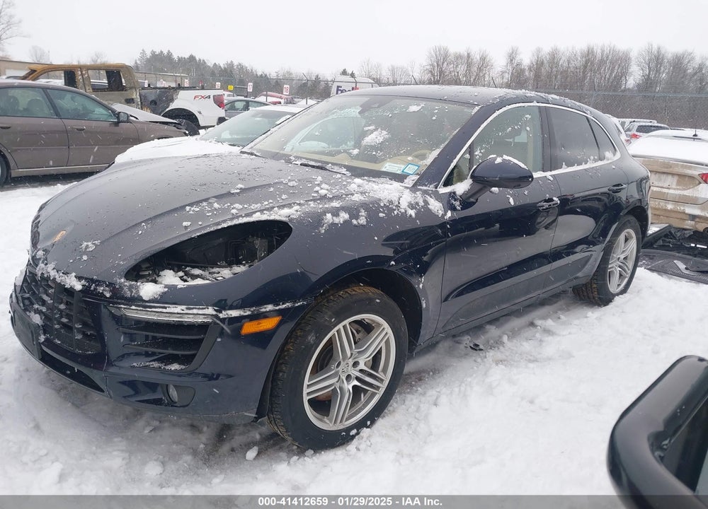 2017 PORSCHE MACAN S VIN: WP1AB2A52HLB13817