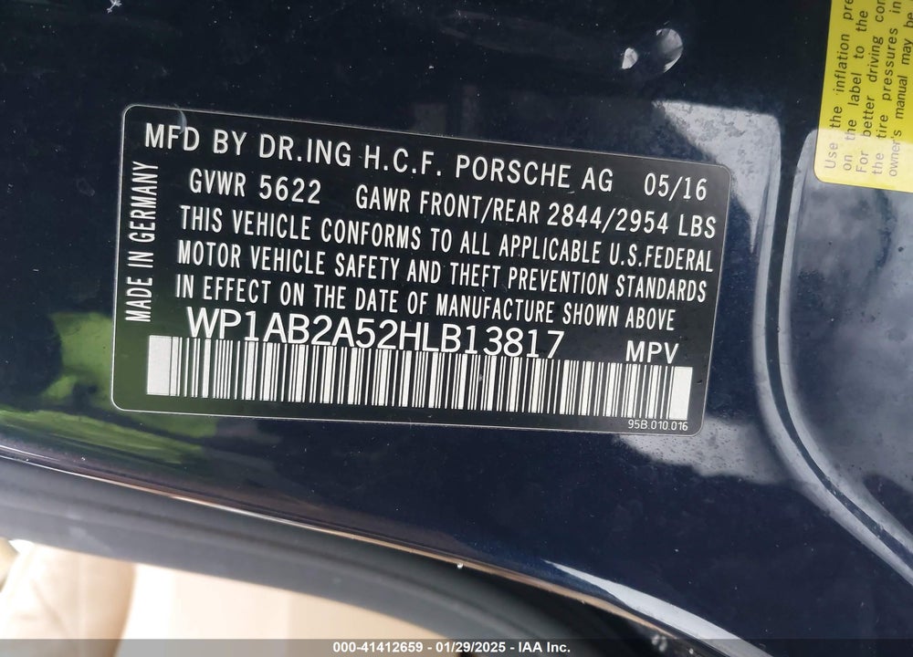 2017 PORSCHE MACAN S VIN: WP1AB2A52HLB13817