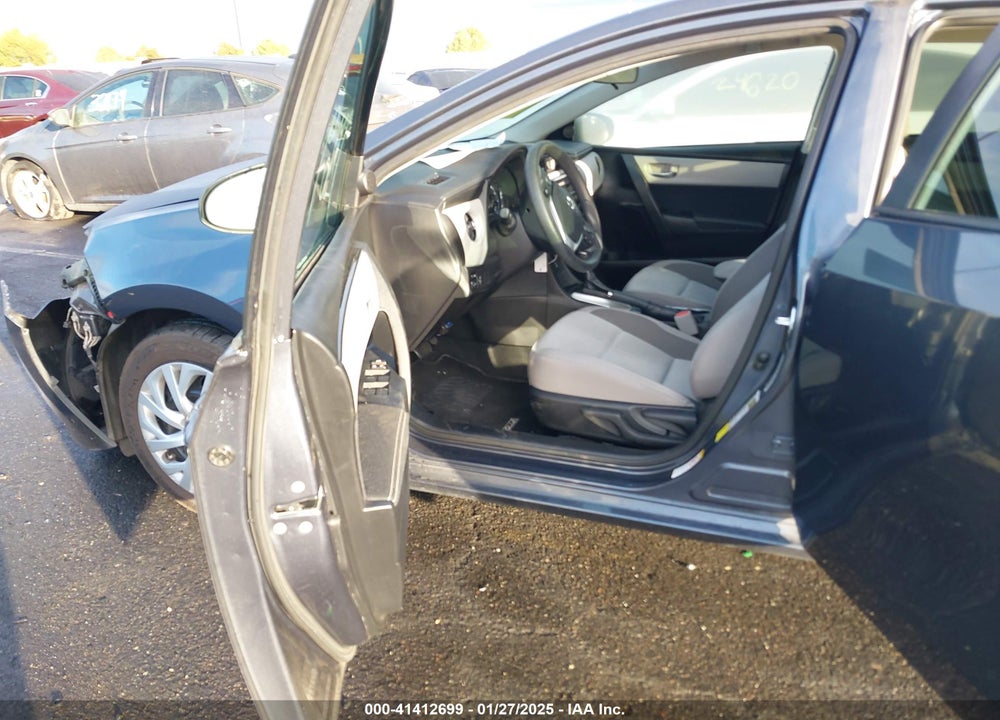 2017 TOYOTA COROLLA LE VIN: 5YFBURHE2HP718510