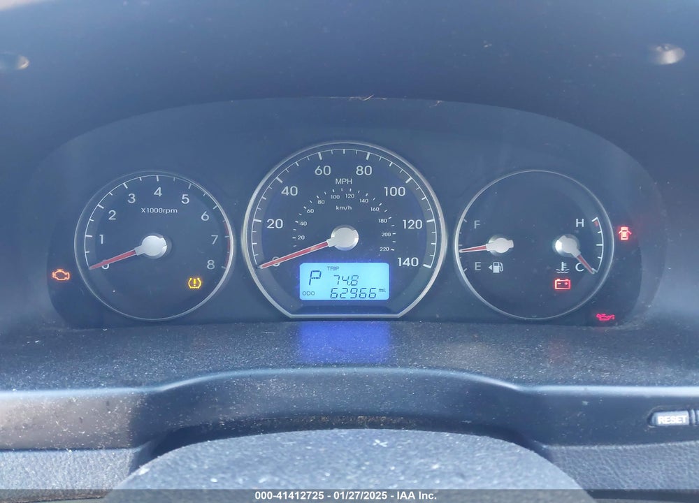 2010 HYUNDAI SANTA FE GLS VIN: 5NMSGDAB0AH380583