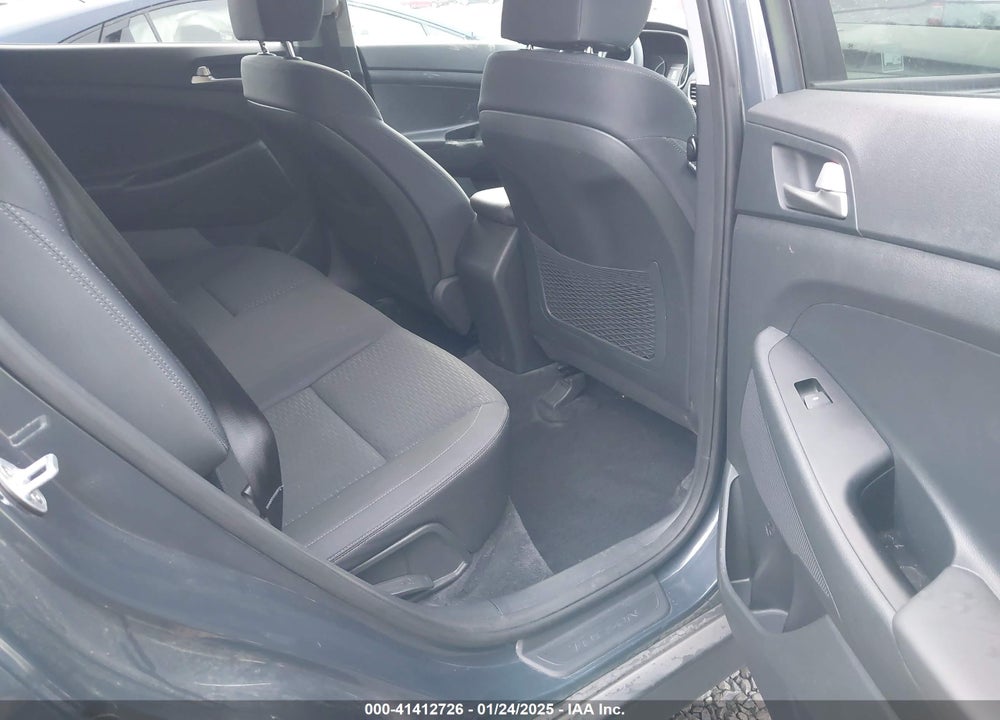 2019 HYUNDAI TUCSON SE VIN: KM8J2CA49KU990543